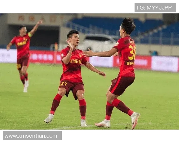 南京足球队以86分领跑全国锦标赛积分榜展现强劲实力