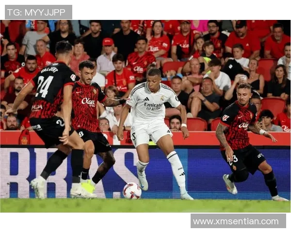 2007年皇马对阵马洛卡的经典对决回顾与精彩瞬间分析 2007年皇马对阵马洛卡的经典对决回顾与精彩瞬间分析